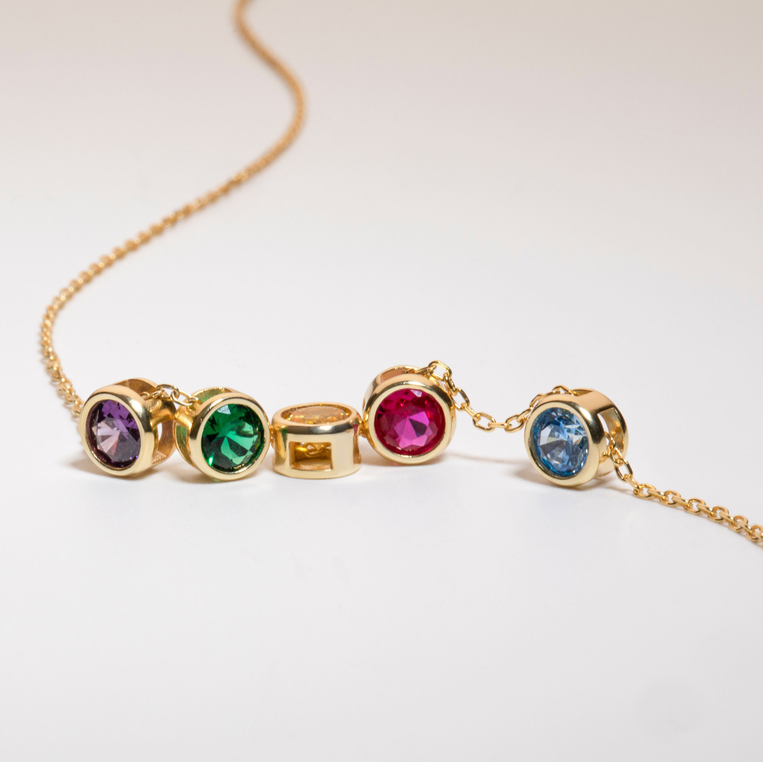 Birthstone Bracelet - Draag je kleinkinderen altijd dichtbij je